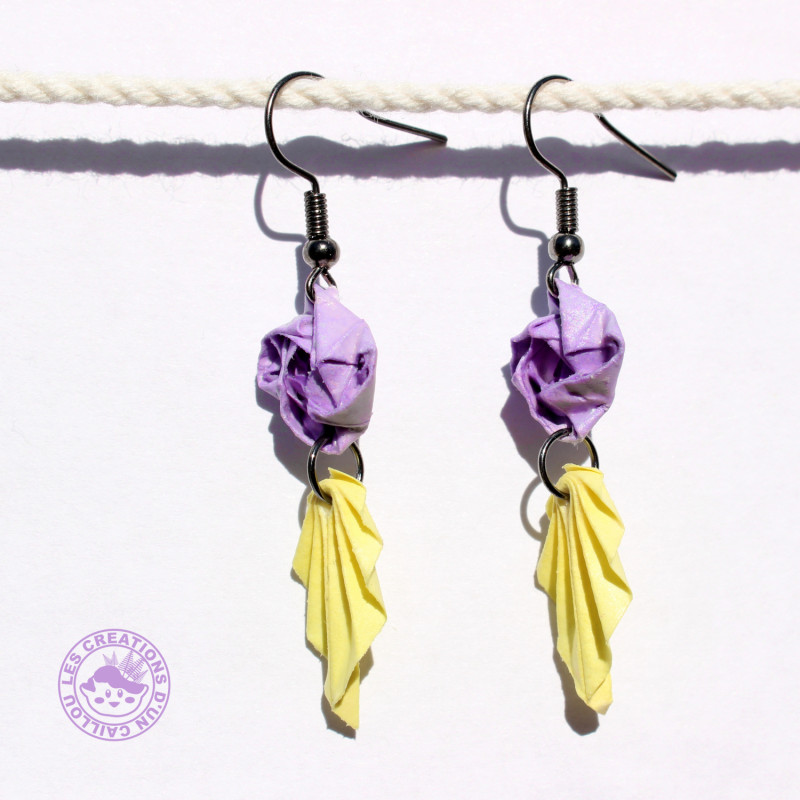Boucles d'oreilles roses et feuilles