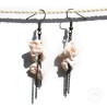 Boucles d'oreilles chaînette de roses blanches